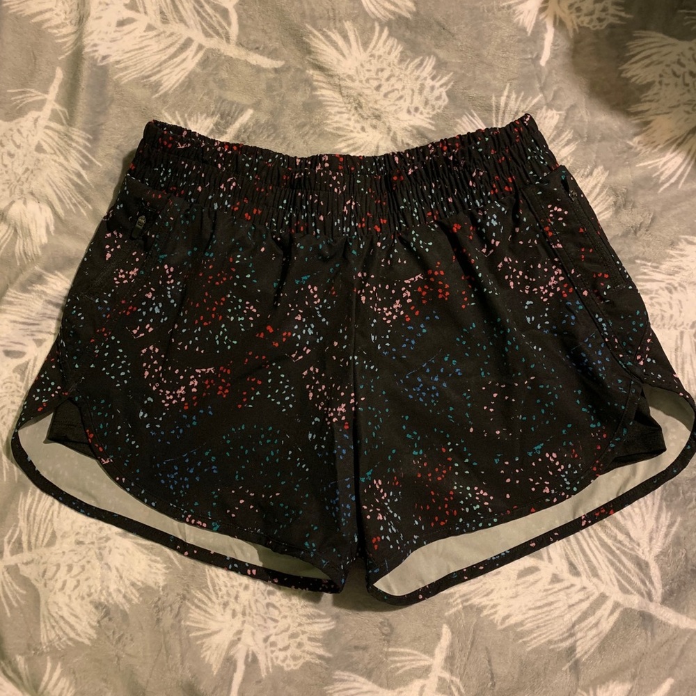 Sports shorts